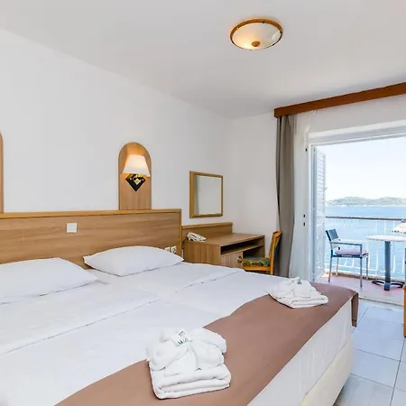 Hotel Paradiso 2 4*
